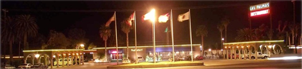 Hotel Las Palmas Midway Inn, at night